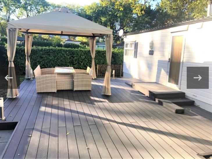 Отель Vakantiehuis Recreatiepark Rhederlaagse Meren Lathum Экстерьер фото